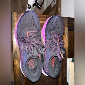 ASICS Women’s Running Shoe 7.5